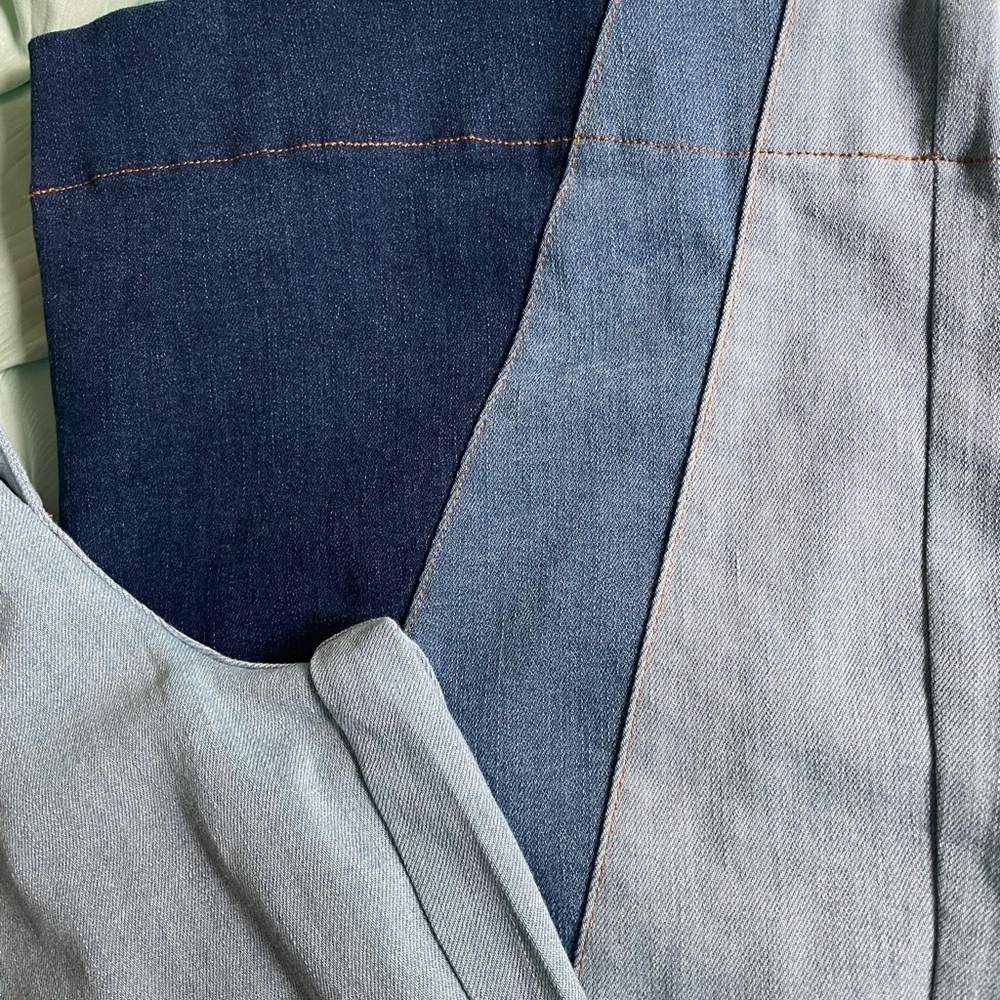 NWOT Colorblock Flare Jeans - Picture 7 of 8